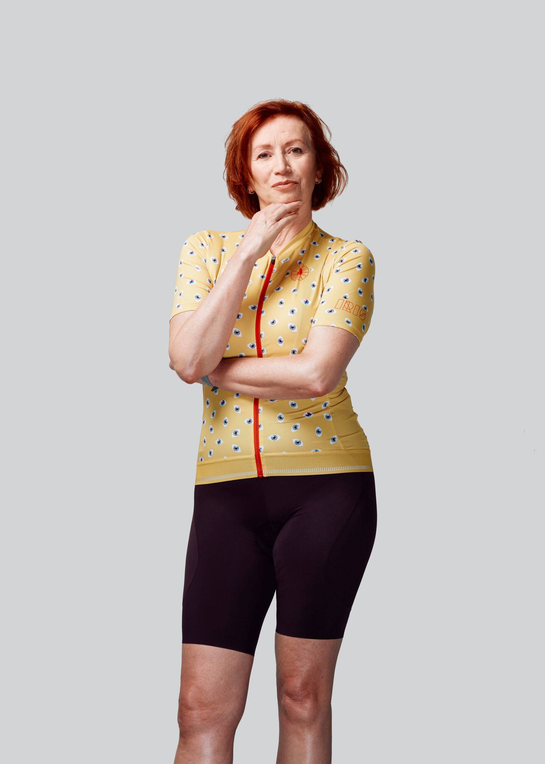 Ellen wears a size L jersey and L bib short