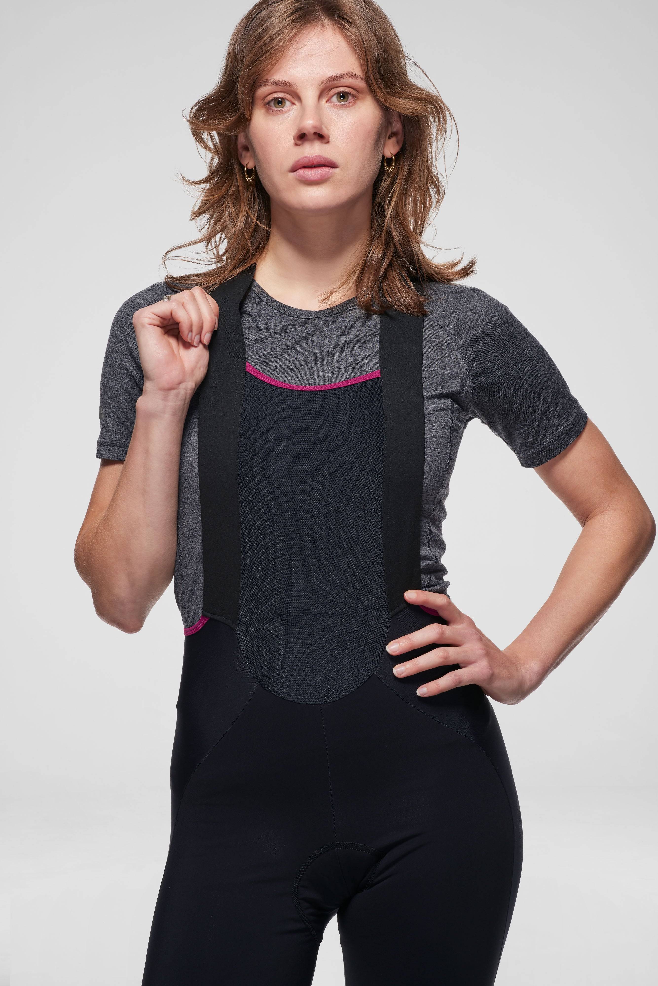 Model is wearing a size S bib tight