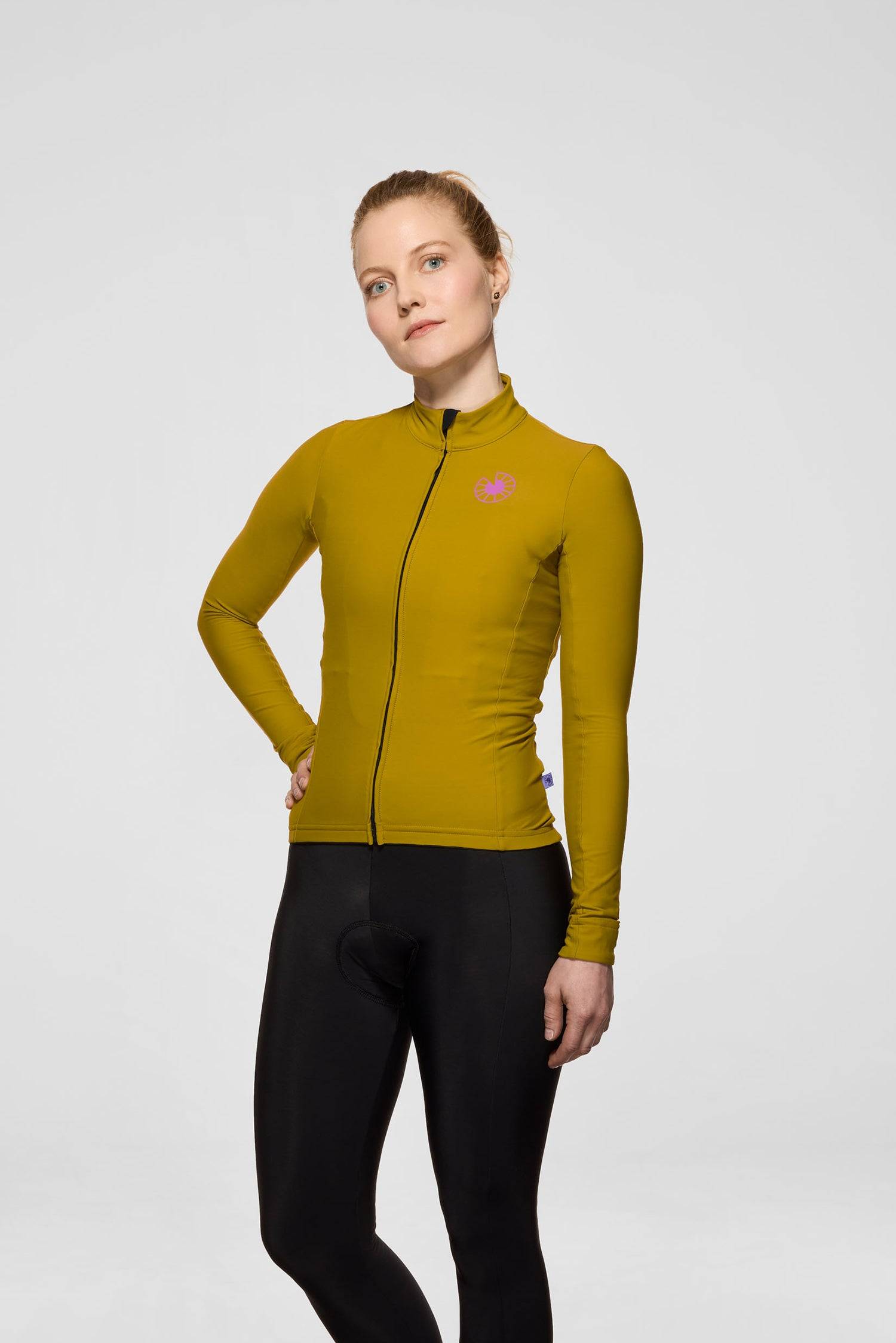 Model is wearing a size XS long sleeve jersey