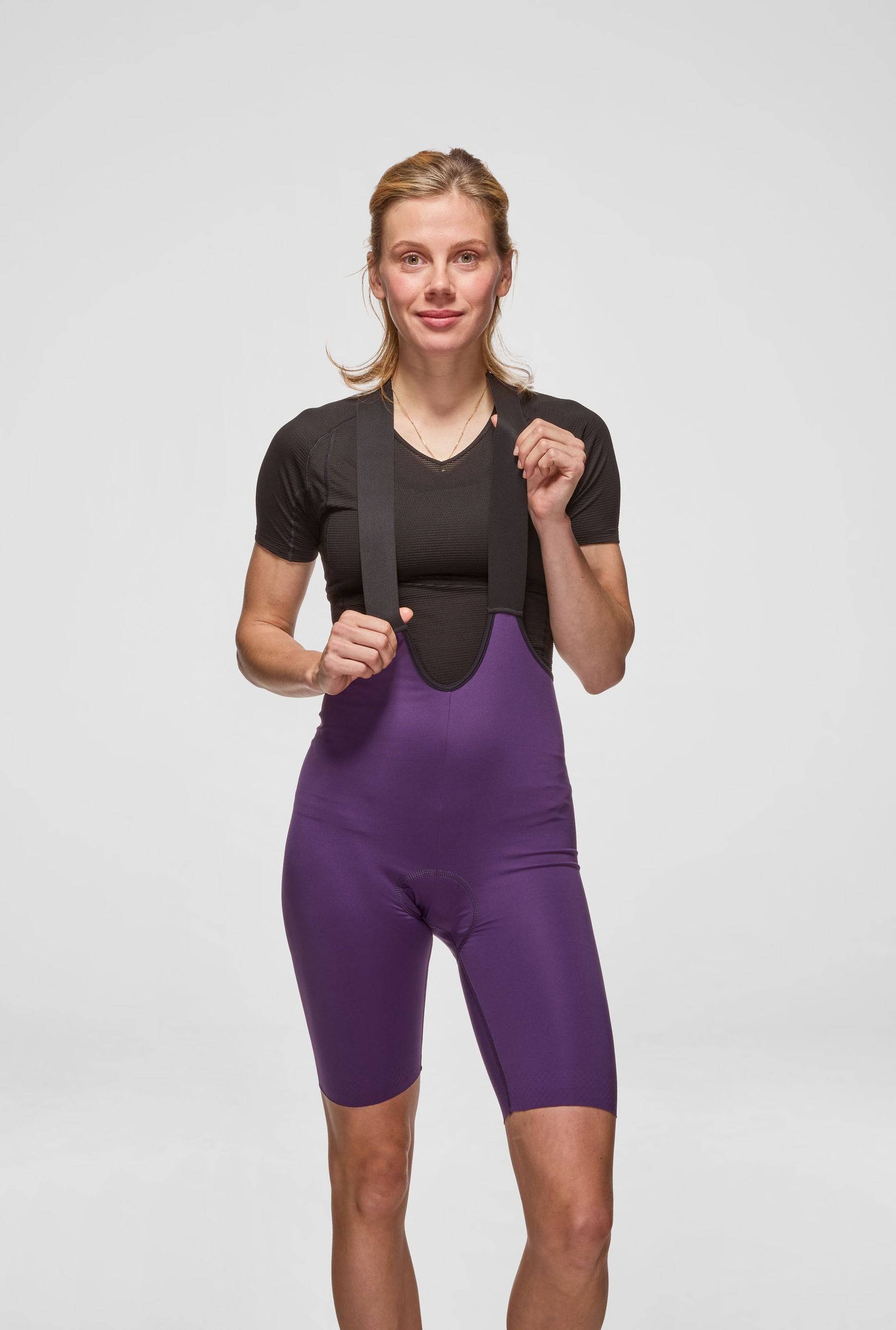 Model is wearing a size S bib short