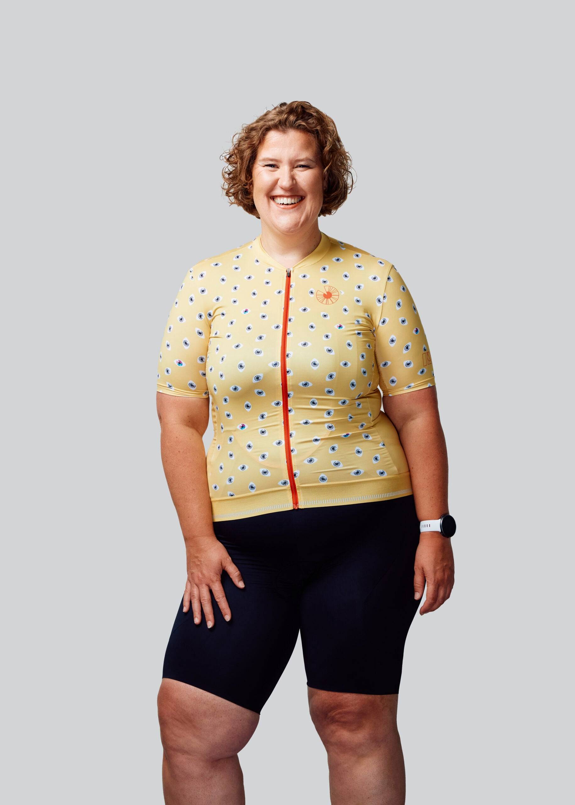 Janneke wears a size XXXL jersey and XXXL bib short