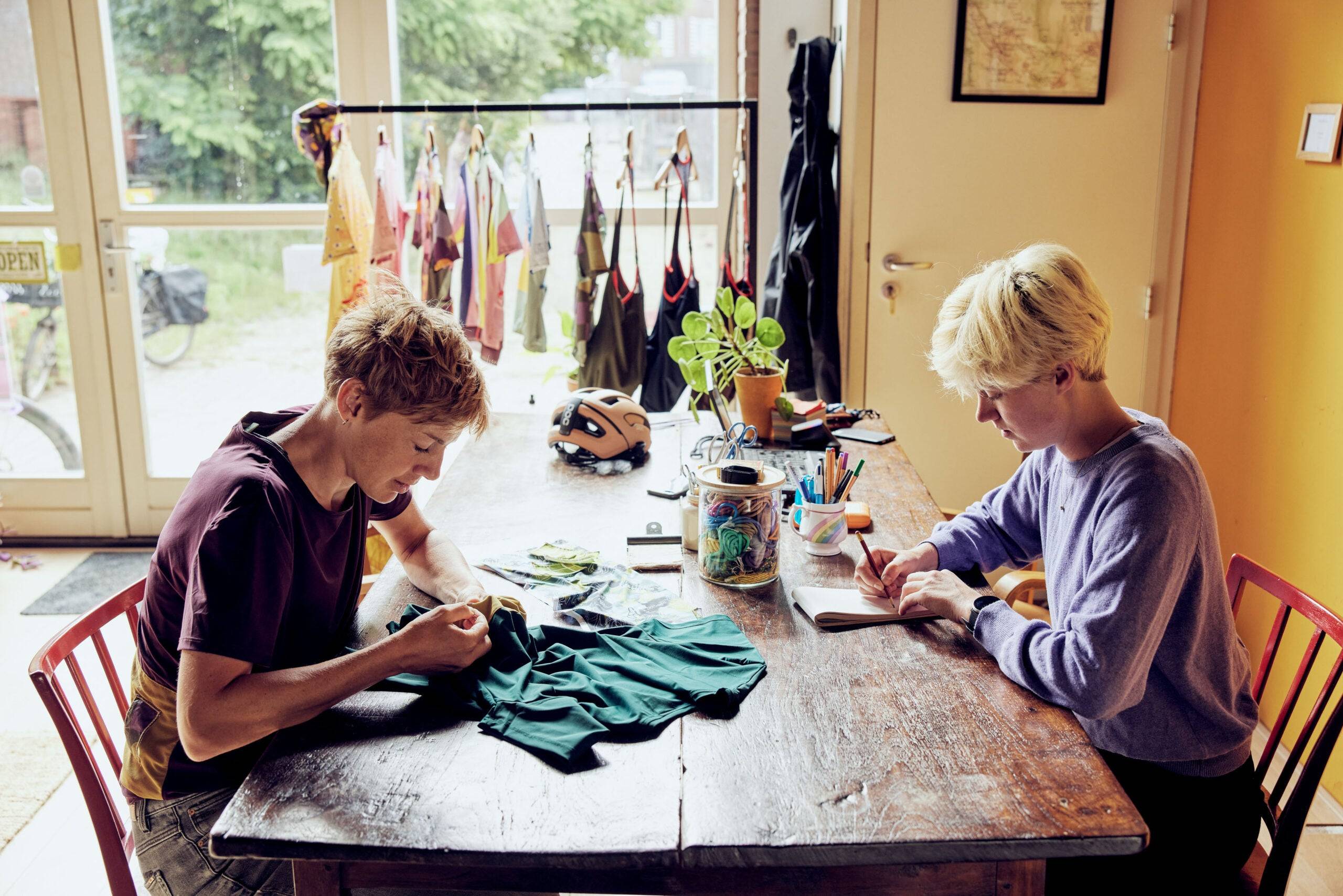Traevel Atelier x IRIS