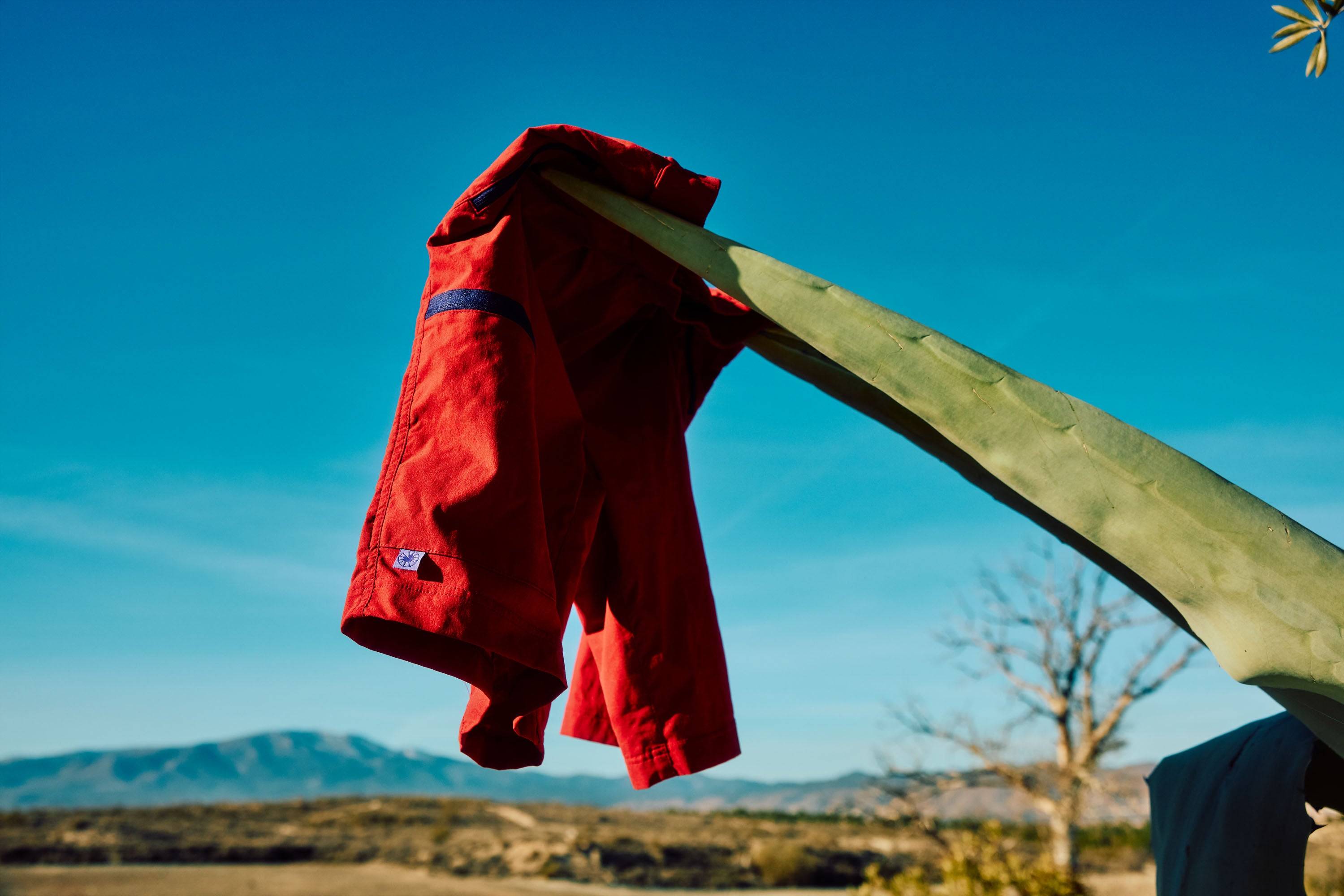 Escape Weekender Short - Carmine