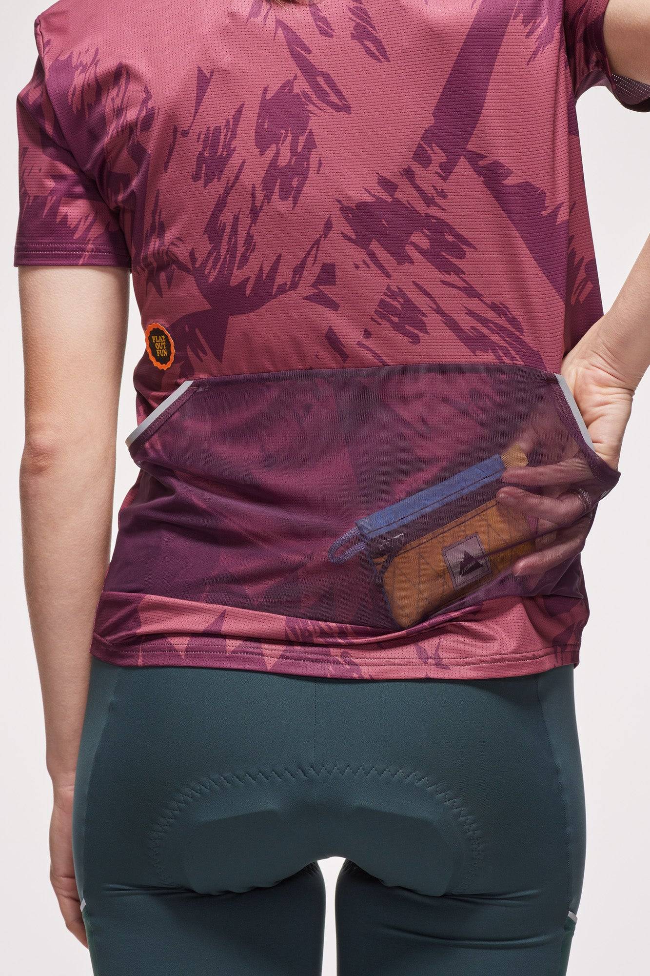 Escape Technical T-shirt - Flat out Fun (Beetroot)