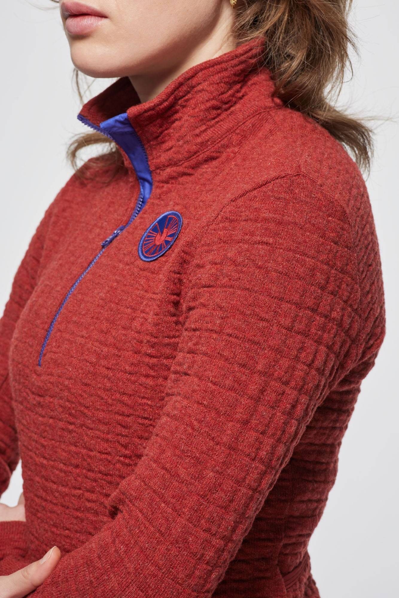 Women's Escape Pullover - Red Earth